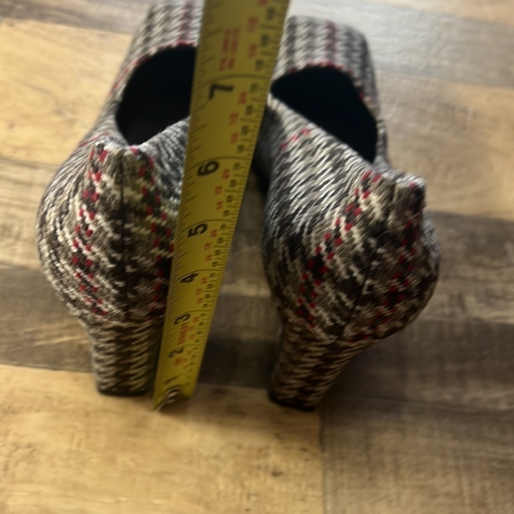 PRADA TWEED HEELS size 39.5 - Picture 3 of 10